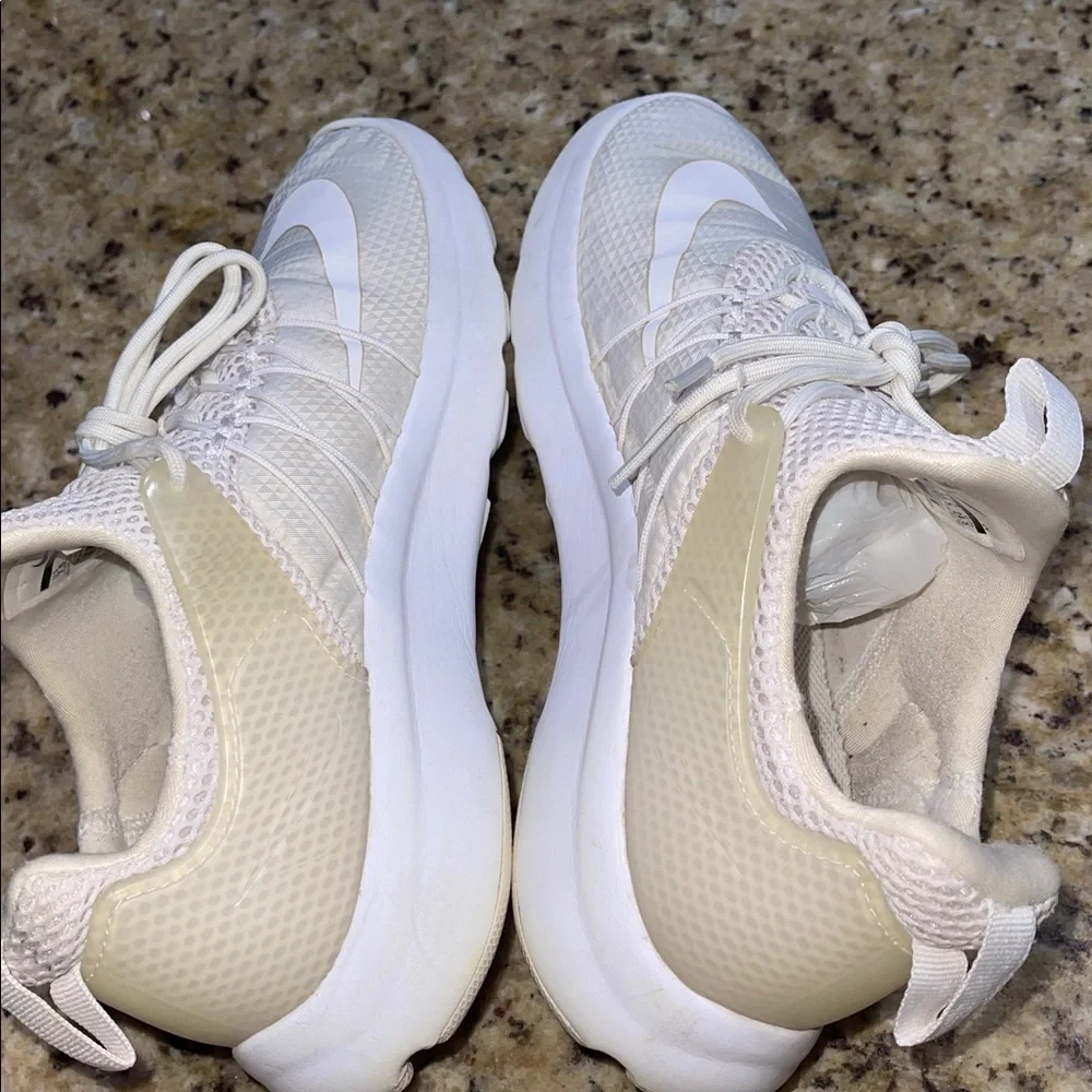 Nike Darwin - Picture 4 of 10